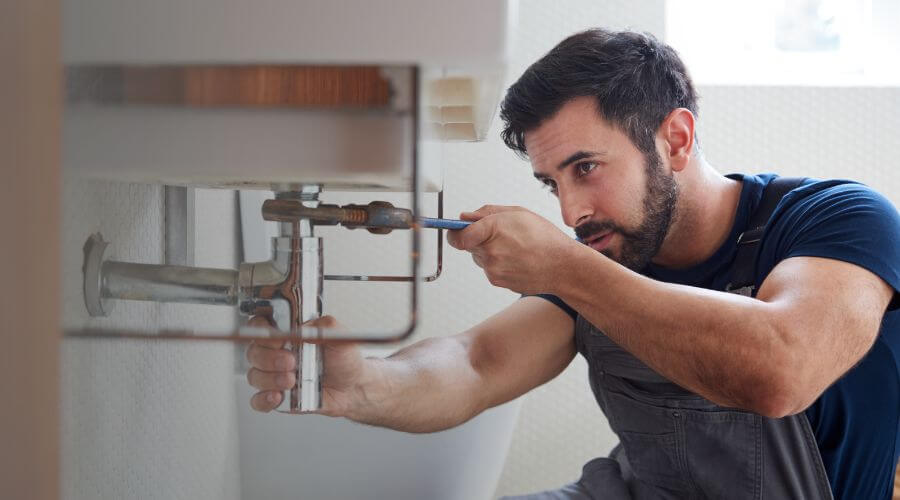 Local tankless water heater installation in Karnak, IL